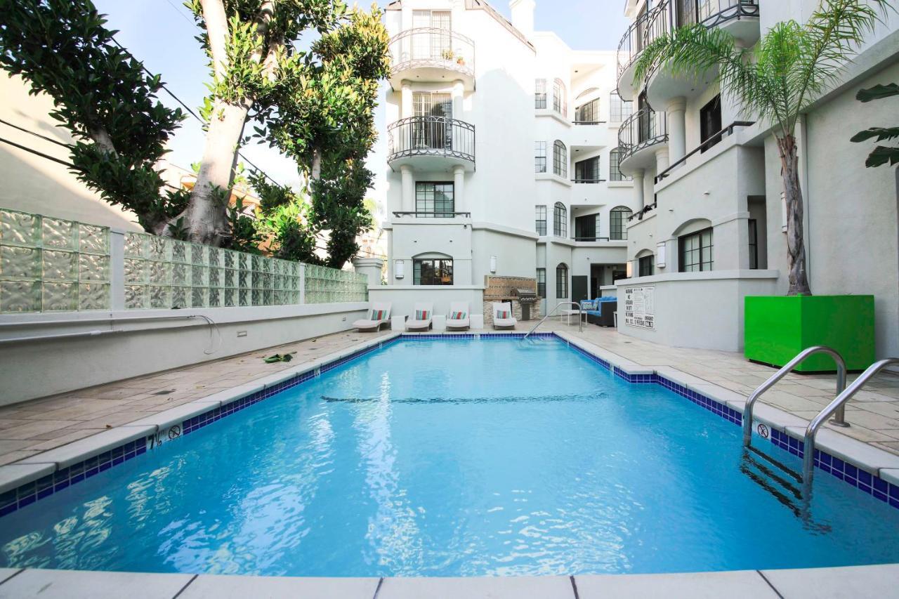 Luxury West Hollywood Apartments By Barsala Лос-Анджелес Экстерьер фото